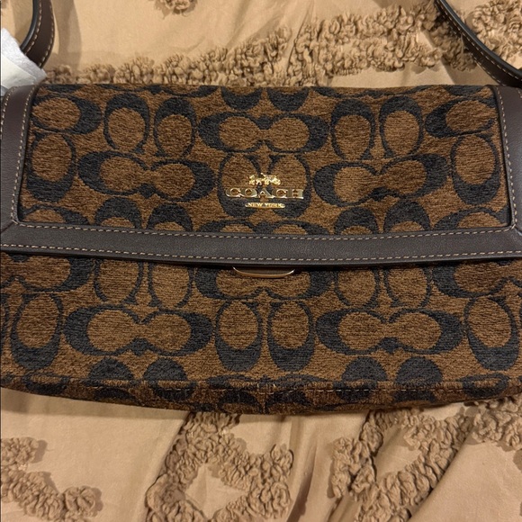 Etta Small Flap Shoulder Bag In Signature Chenille - Picture 6 of 8